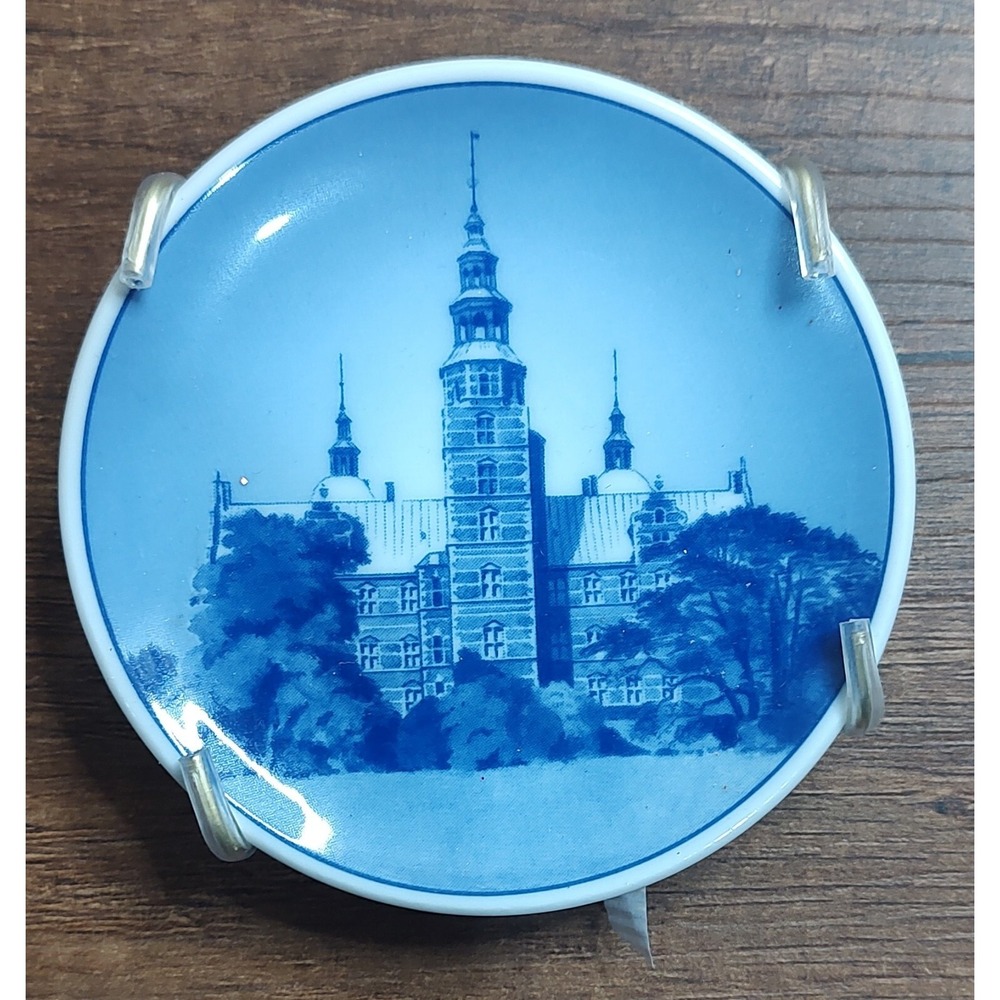 Royal Copenhagen ROSENBORG CASTLE Denmark Mini 3" Platquette Ornament A8